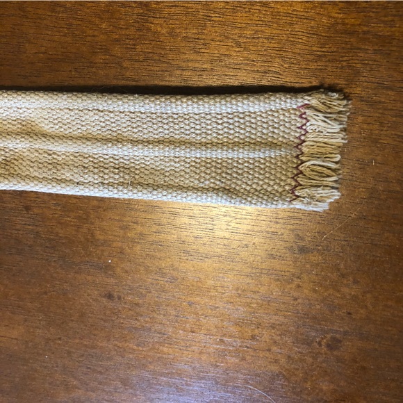 Khaki colored canvas belt - Picture 5 of 6